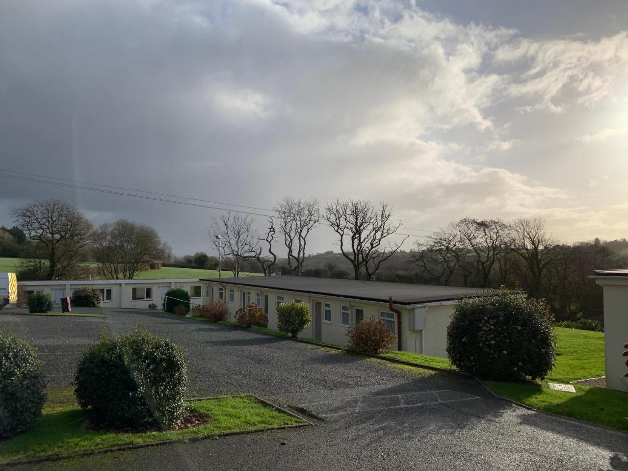 The Cardinals Hatt Ltd Motel Saltash Exterior foto